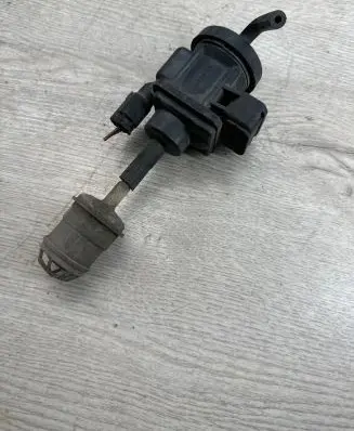 Mercedes-Benz A W168 Turbo solenoid valve 4715396