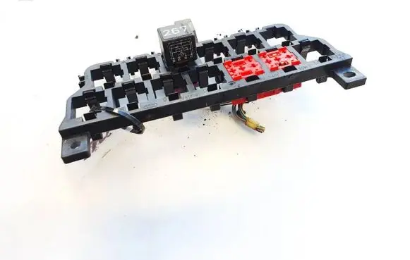 Audi A4 S4 B5 8D Fuse box set 8d0937503