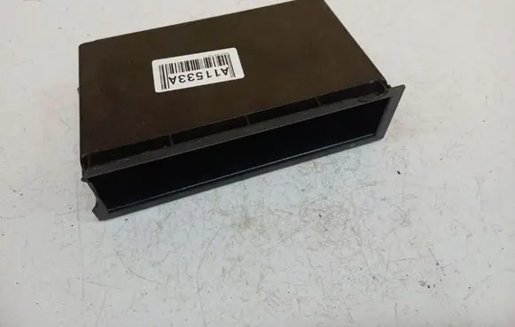 Toyota Yaris Glove box 5552033020