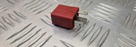 Peugeot Boxer Other relay 46520422