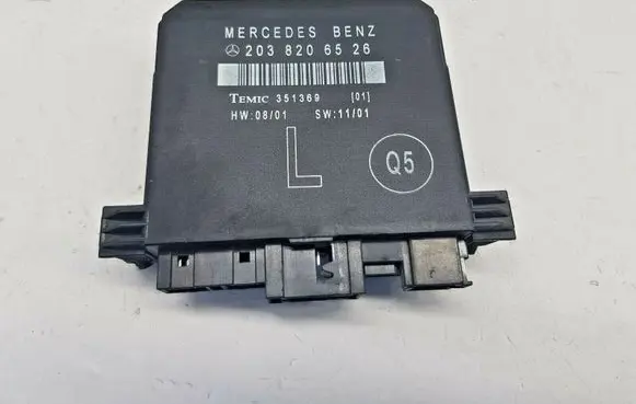 Mercedes-Benz C AMG W203 Door control unit/module 2038206526 nr1913