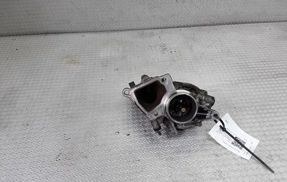 Ford Mondeo Mk III Vacuum pump XS7Q2A451BH
