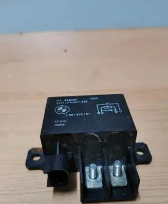 BMW 7 F01 F02 F03 F04 Ignition relay 7661503