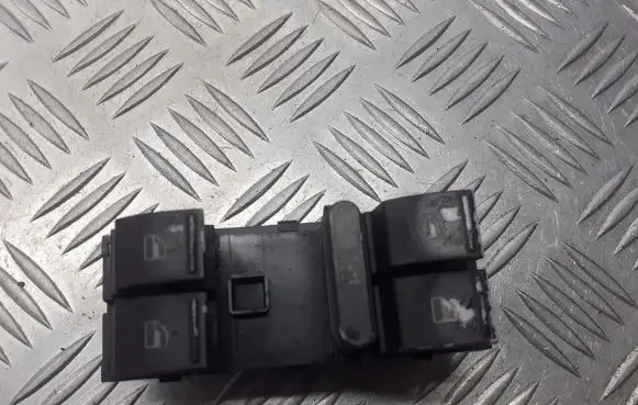 Volkswagen Golf IV Electric window control switch 1K4959857