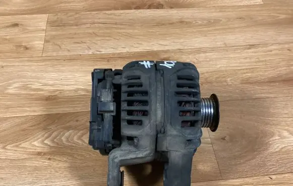 Opel Zafira A Generator/alternator 