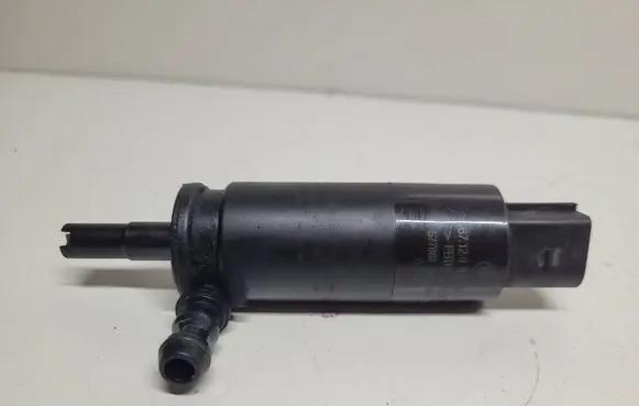 BMW 5 E60 E61 Headlight washer pump 6973097 57786310 10221008