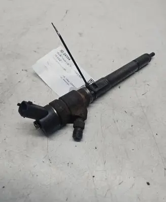 Fuel injector
