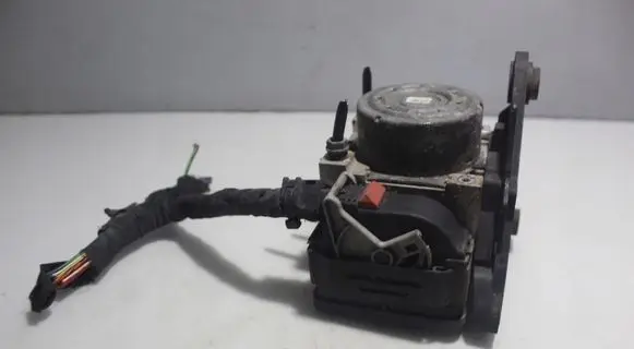 Volkswagen Touran III ABS Pump