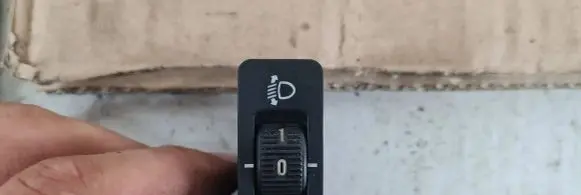 BMW 5 E39 Headlight level height control switch 61318360460 259160Z 21323000