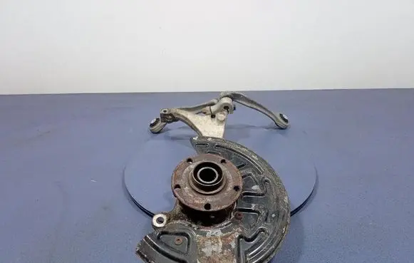 Audi A6 Allroad C5 Front wheel hub spindle knuckle 4B3407242H