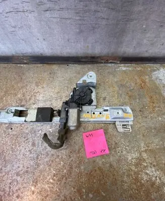 Renault Megane II Rear door window regulator with motor 