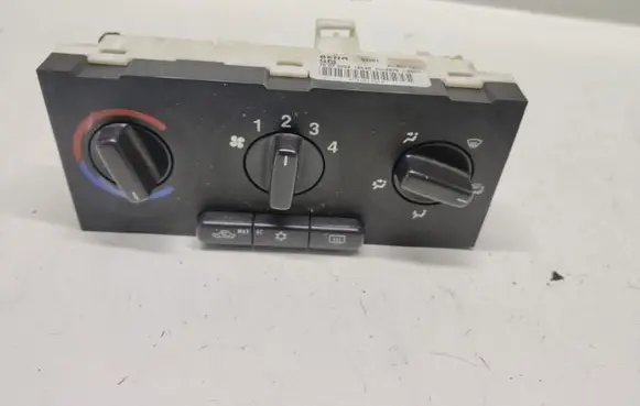 Opel Zafira A Climate control unit