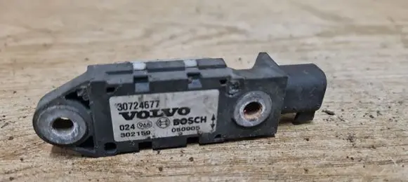 Volvo XC90 Airbag deployment crash/impact sensor 30724677