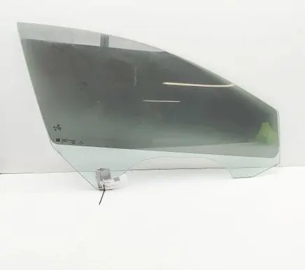 Volkswagen PASSAT CC Front door window/glass (coupe) 3C8845202C