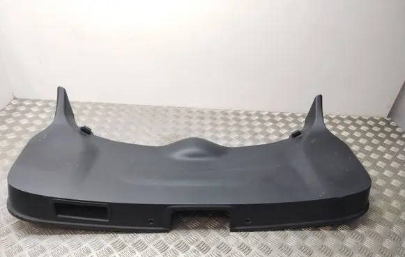 Nissan Qashqai Tailgate trim 909014EA0A