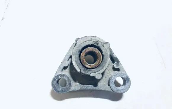 Volvo S80 Engine mount bracket 9180969