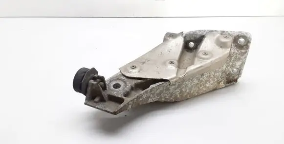 BMW X5 E70 Engine mounting bracket 6772680 22116772680