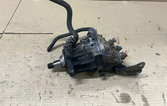 Nissan Primera Fuel injection high pressure pump 167008H800