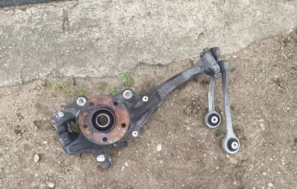 Audi A7 S7 4G Front wheel hub 8K0407258G