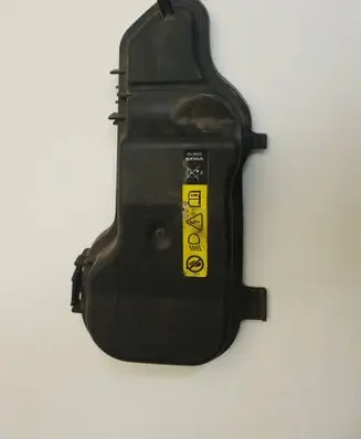 Volvo XC70 Headlight/headlamp dust cover 30760152