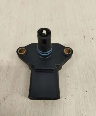 Volkswagen Golf IV Air pressure sensor 036906051