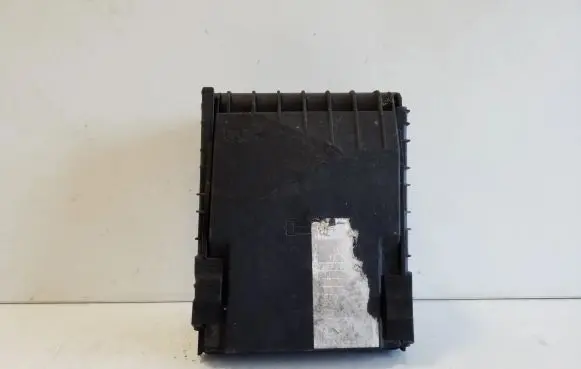 Volkswagen PASSAT B6 Fuse box cover 1K0937132F