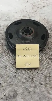 Audi A6 S6 C6 4F Crankshaft pulley 06E105255
