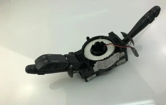 Renault Laguna III Indicator stalk 8200012244