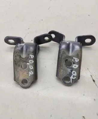 KIA Optima Front door hinge set A046057