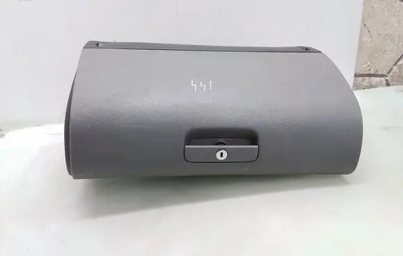 Skoda Octavia Mk1 (1U) Glove box 1U1857097