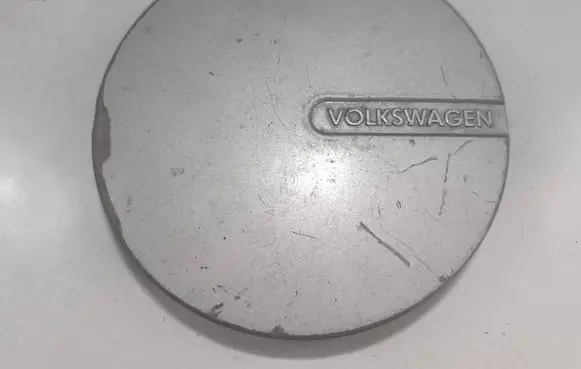 Volkswagen Golf III Original wheel cap 357601149A