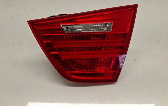 BMW 3 E90 E91 Tailgate rear/tail lights 7289434