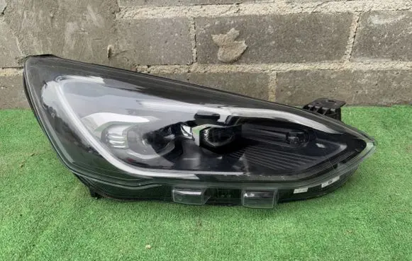 Ford Focus Headlights/headlamps set JX7B13E016AJ