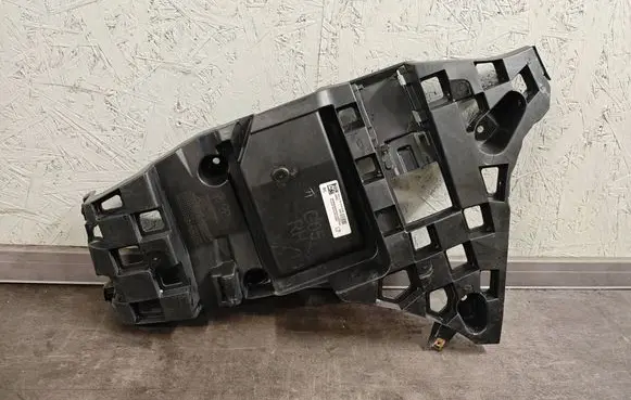 BMW X5 G05 Bumper support mounting bracket corner 51127420654