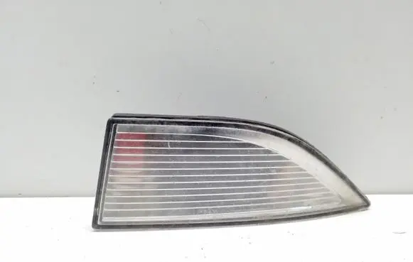 Volkswagen PASSAT B7 USA Front reflector 6360202