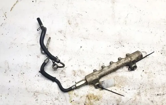Fuel main line pipe