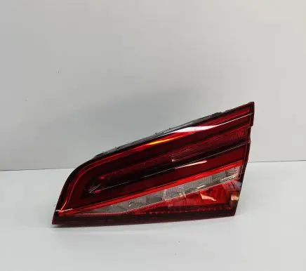 Audi A3 S3 8V Tailgate rear/tail lights 8V4945094C