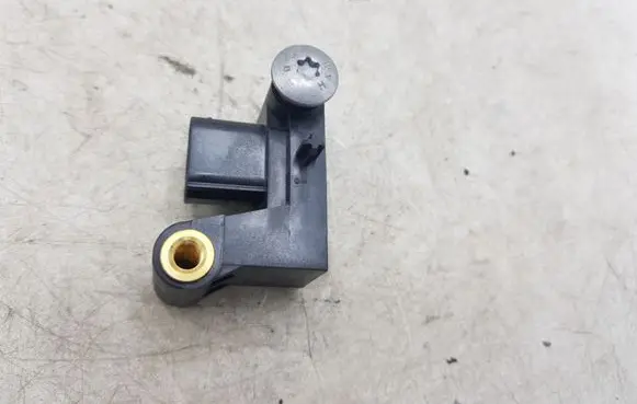BMW 5 E60 E61 Airbag deployment crash/impact sensor 6977398 65776977398