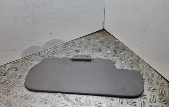 Toyota Land Cruiser (J100) Sun visor