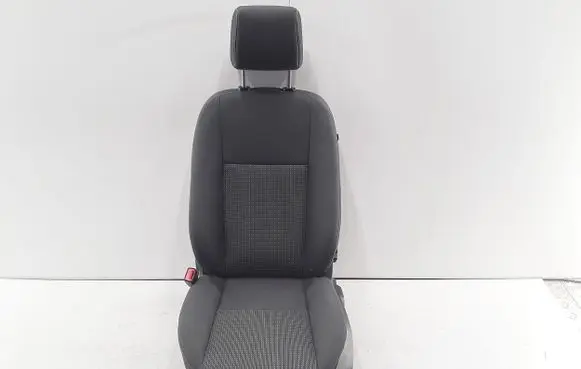 Ford C-MAX II Front driver seat 