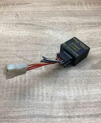 Mercedes-Benz ML W164 Tow bar trailer control unit/module 10R02100600 52400007C WITHPLUG