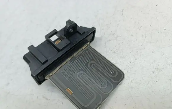 Nissan Almera N16 Heater blower motor/fan resistor HM637040B 271505M460 2K4901Z03