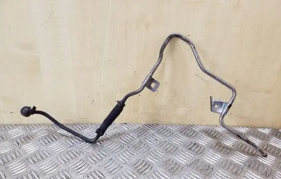 Coolant pipe/hose
