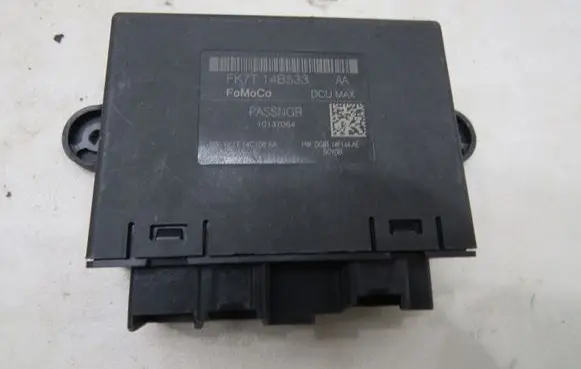 Ford Mondeo MK V Door control unit/module GMAUTO4574097