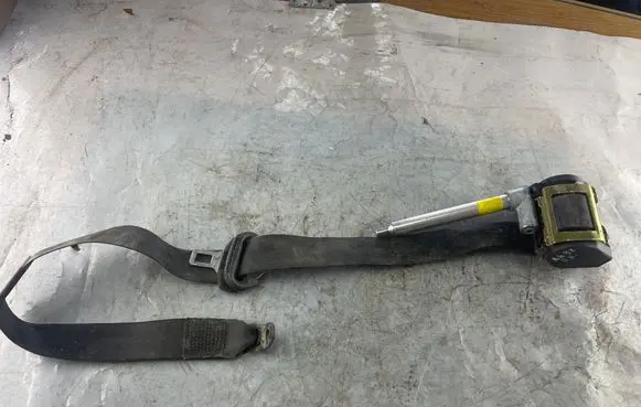 Audi A6 S6 C5 4B Front seatbelt 4B0857705 4B0857705D 560365700