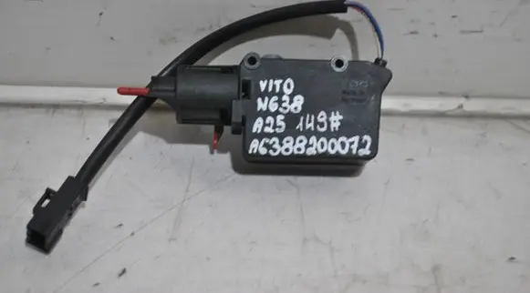 Mercedes-Benz Vito Viano W638 Fuel tank cap lock A6388200072