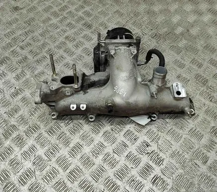 Mazda CX-5 II Intake manifold SH18136B0 SH1813100