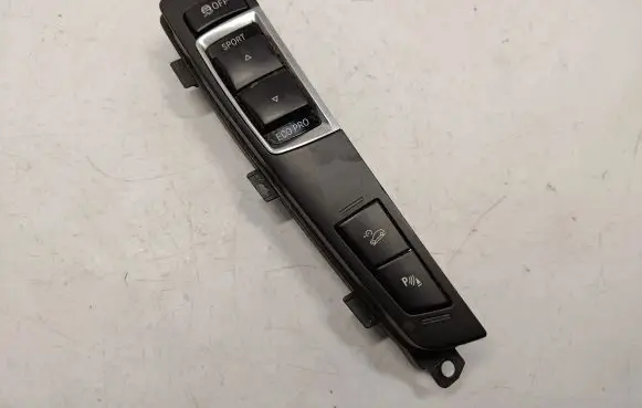 BMW X3 F25 Central console control unit 9240295 61319240295