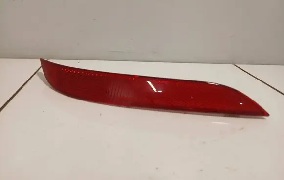 BMW 5 E60 E61 Rear tail light reflector 66915040
