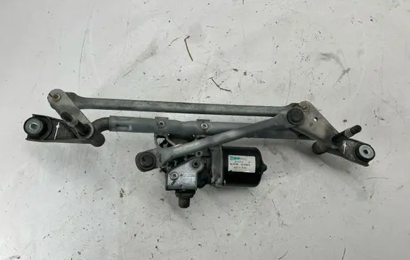 Buick Encore I Front wiper linkage and motor 95915120 42333714 12V40W4A